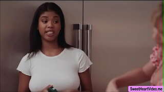 Üvey kızı Nia Nacci izle Dana DeArmond onu ıslak kedi yalıyor