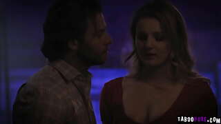 Sexy babe ELiza Eves nechať zrieť stud ťah, jej sladká muffin s jeho pulzujúca kohút