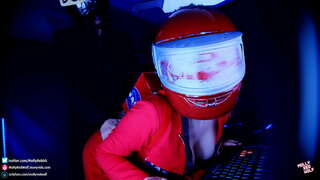 ימפּאָסטער פאַקט מיר אין צווישן אונדז