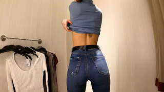 ���လို! ဟော့မိန်းကလေးနှင့်အတူအသေးစား tits သင်းလုံးကကစားသမားတီ-ရှပ်အင်္ကျီနှင့်အင်္ကျီအများပြည်သူအတွက်ထိုင္အခန်း ၄ ဋ ၆၀fps